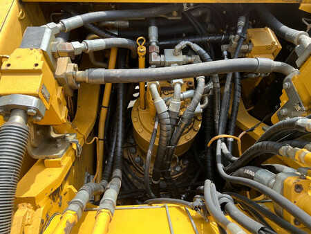 Pelles sur chenilles 2011 Caterpillar 329D LN (24)