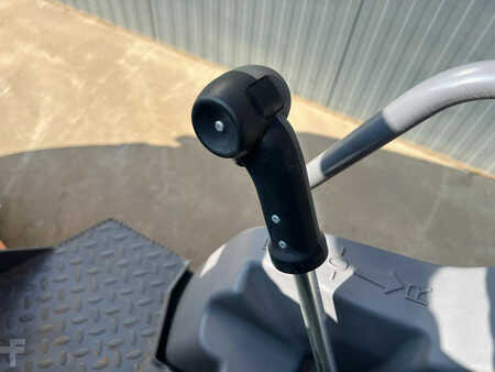 Tandemruller 2023 Hamm HD10 VV - NEW (17)