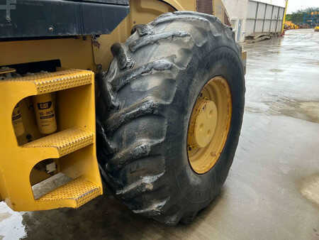 Komprimator 2011 Caterpillar CP76 (16)