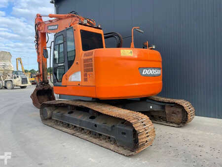 Koparki gąsienicowe 2012 Doosan DX235LCR (2)