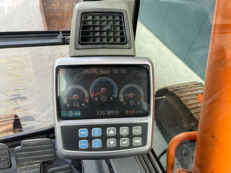 Koparki gąsienicowe 2012 Doosan DX235LCR (26)