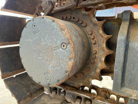 Escavadora de rastos 2012 Doosan DX235LCR (28)