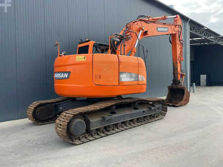 Koparki gąsienicowe 2012 Doosan DX235LCR (4)