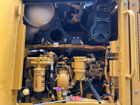 Grejdry 2012 Caterpillar 140M2 AWD (19)
