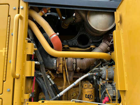 Grejdry 2012 Caterpillar 140M2 AWD (22)
