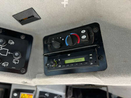 Grejdry 2012 Caterpillar 140M2 AWD (36)