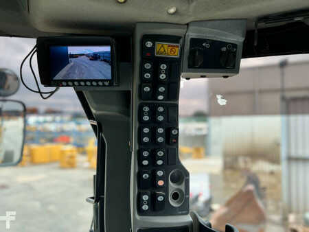 Grejdry 2012 Caterpillar 140M2 AWD (38)