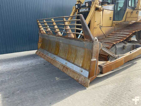 Telaketjupuskutraktorit 2002 Caterpillar D6R LGP (12)