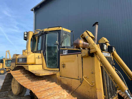Telaketjupuskutraktorit 2002 Caterpillar D6R LGP (9)