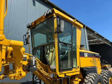 Livellatrici 2003 Caterpillar 140H (26)