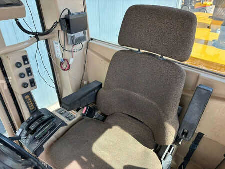 Livellatrici 2003 Caterpillar 140H (29)