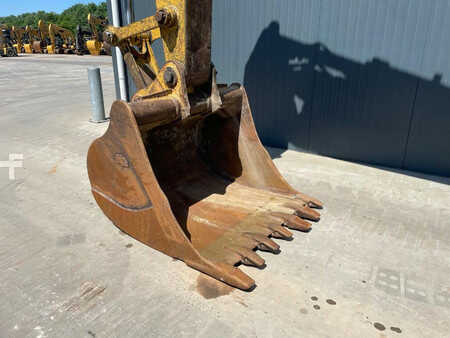 Pelles sur chenilles 2010 Caterpillar 320D L (20)