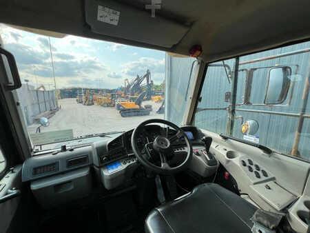 Articulated Dump Trucks 2012 Komatsu HM400-3 (25)