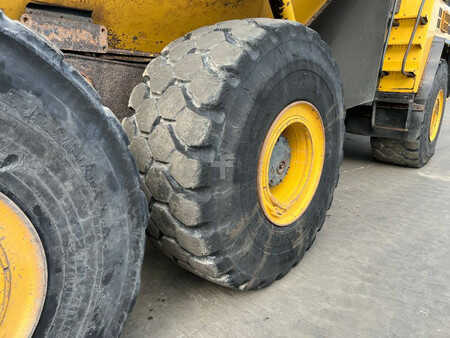 Articulated Dump Trucks 2012 Komatsu HM400-3 (38)