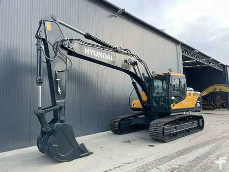 Telakaivinkoneet  2025 Hyundai R215L (1)