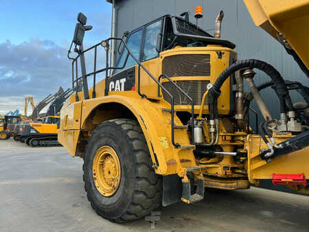 Dumpers articulados 2017 Caterpillar 735C (5)