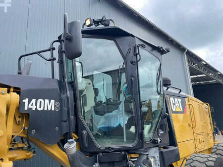 Grejdry 2015 Caterpillar 140M3 (14)