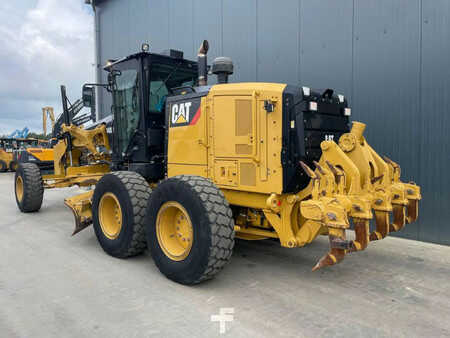 Grejdry 2015 Caterpillar 140M3 (2)