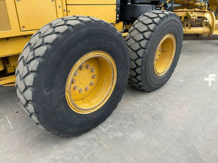 Grejdry 2015 Caterpillar 140M3 (9)
