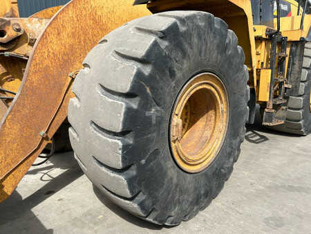 Chargeuse sur pneus 2006 Caterpillar 966 H (18)