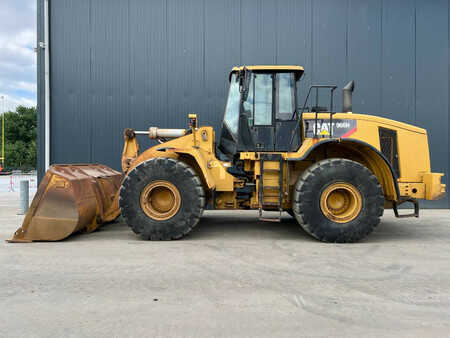 Chargeuse sur pneus 2006 Caterpillar 966 H (2)
