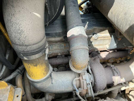 Chargeuse sur pneus 2006 Caterpillar 966 H (23)