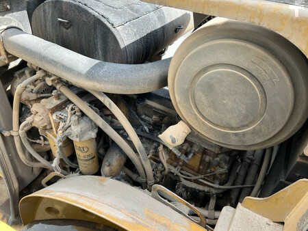 Chargeuse sur pneus 2006 Caterpillar 966 H (25)