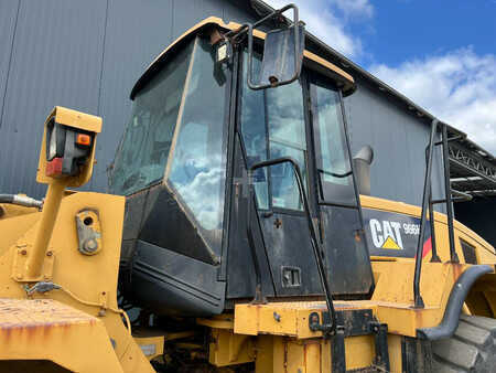Chargeuse sur pneus 2006 Caterpillar 966 H (6)
