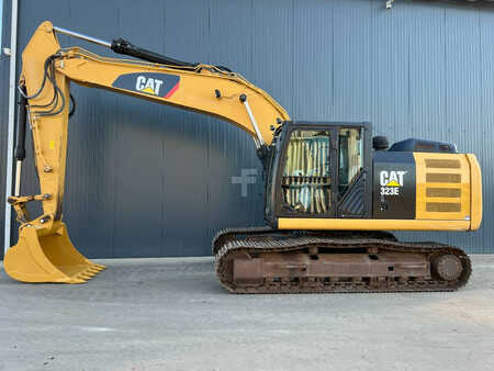 Koparki gąsienicowe 2013 Caterpillar 323E L (3)