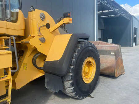 Ładowarki kołowe 2011 Volvo L180G (17)