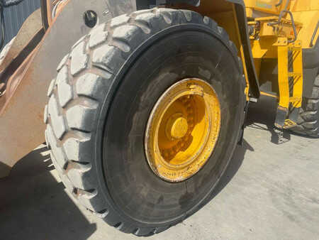 Ładowarki kołowe 2011 Volvo L180G (20)