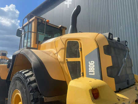 Ładowarki kołowe 2011 Volvo L180G (8)