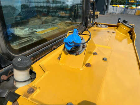Pásové buldozery 2020 Caterpillar D6 LGP with CE (19)