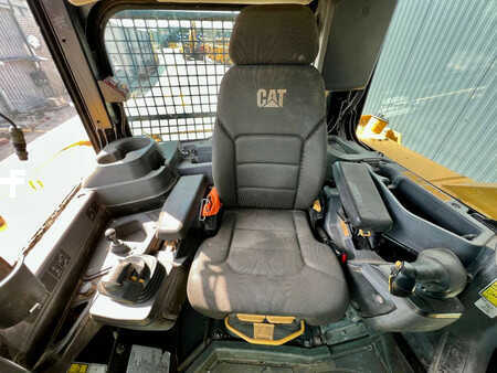 Pásové buldozery 2020 Caterpillar D6 LGP with CE (34)
