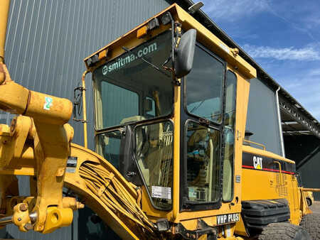 Livellatrici 2007 Caterpillar 140H (12)