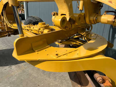 Livellatrici 2007 Caterpillar 140H (16)