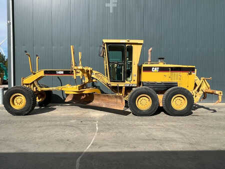 Livellatrici 2007 Caterpillar 140H (2)