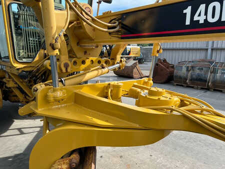 Livellatrici 2007 Caterpillar 140H (22)