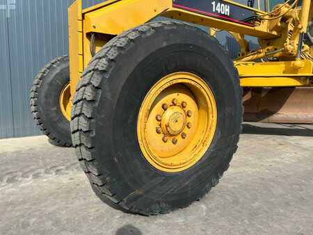 Livellatrici 2007 Caterpillar 140H (30)