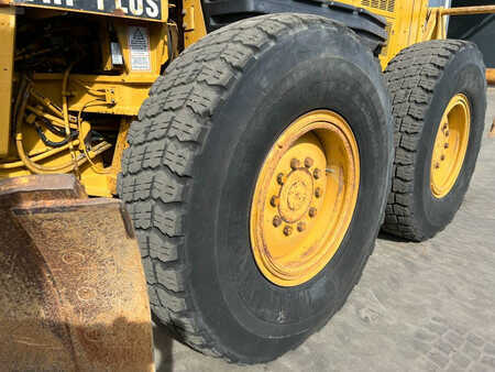 Livellatrici 2007 Caterpillar 140H (31)