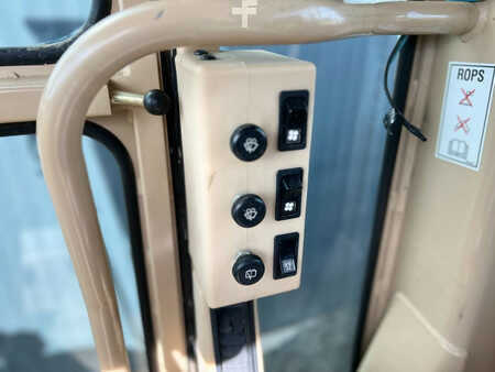 Livellatrici 2007 Caterpillar 140H (40)