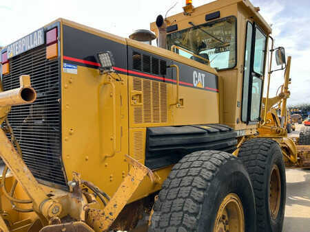 Livellatrici 2007 Caterpillar 140H (7)