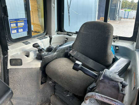 Bulldozer 2005 Caterpillar D7R II (2)