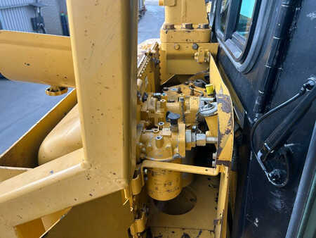 Bulldozer 2005 Caterpillar D7R II (24)