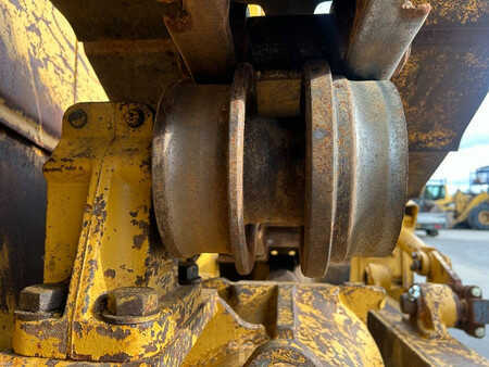 Bulldozer 2005 Caterpillar D7R II (30)