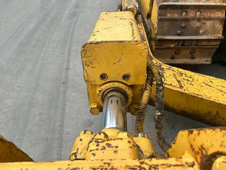 Bulldozer 2005 Caterpillar D7R II (33)