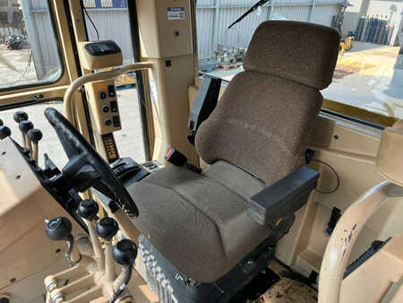 Livellatrici 2003 Caterpillar 140H (20)