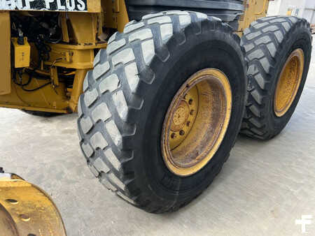 Livellatrici 2003 Caterpillar 140H (29)