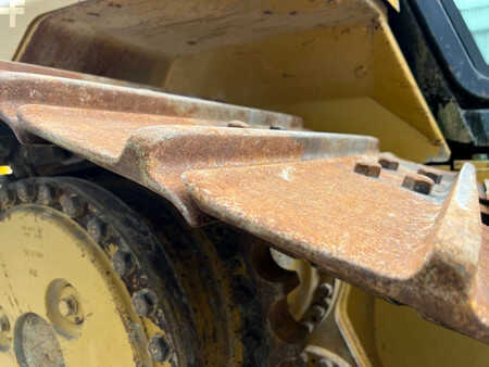 Grondschuivers 2011 Caterpillar D6N LGP (16)