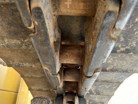 Grondschuivers 2011 Caterpillar D6N LGP (18)